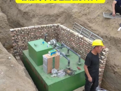 智能(neng)汙水處(chù)理設備(bei)